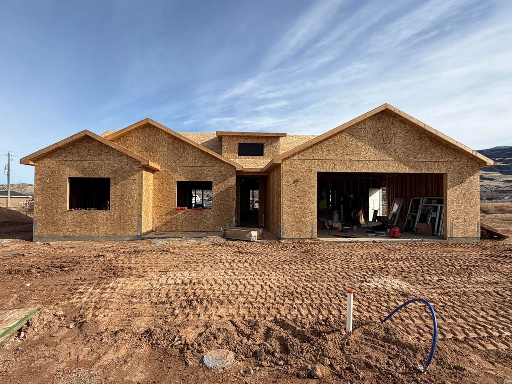 Photo of 4062 N 970 E, Enoch, UT 84721 (MLS # 114266)