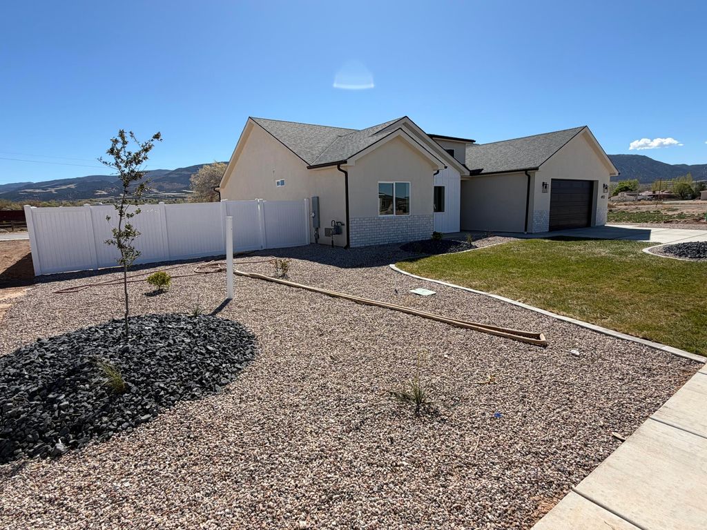 Photo of 4062 N 970 E, Enoch, UT 84721 (MLS # 114266)