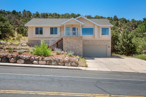 Photo of 790 E Fiddlers Canyon RD, Cedar City, UT 84721 (MLS # 116297)