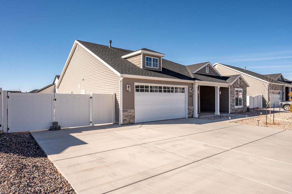 Photo of 179 N Castle DR, Cedar City, UT 84720 (MLS # 114656)