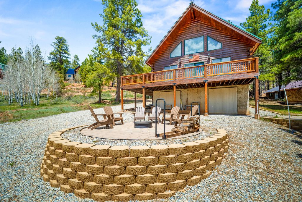 Photo of 2120 E Sleepy Meadow LN, Duck Creek Village, UT 84762 (MLS # 116264)