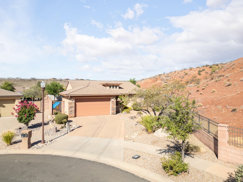Photo of 2906 E Autumn Rose DR, Washington, UT 84780 (MLS # 116980)
