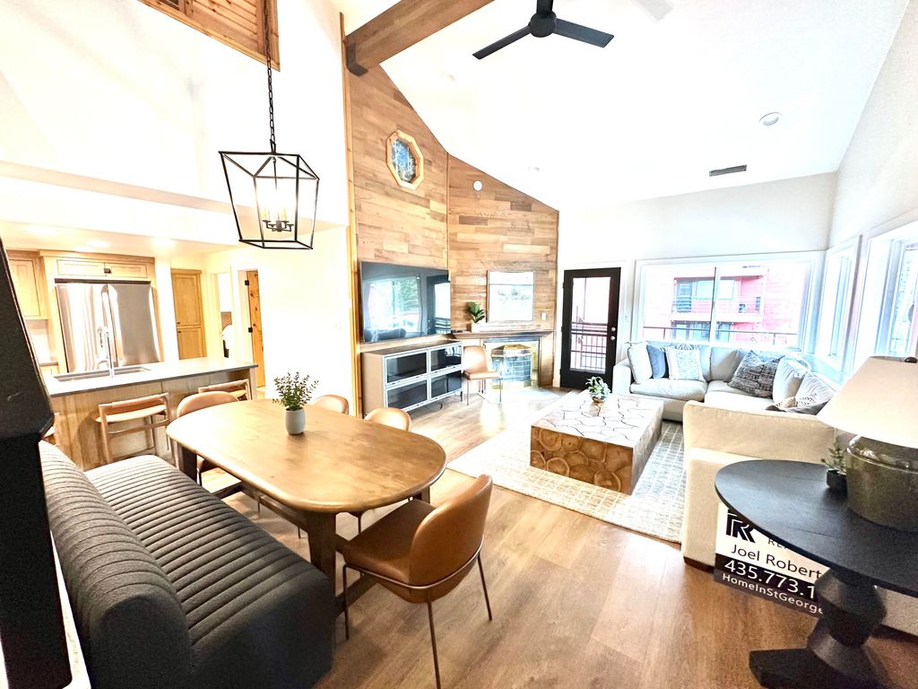 Photo of 407 S Vasels RD #30, Brian Head, UT 84719 (MLS # 111597)