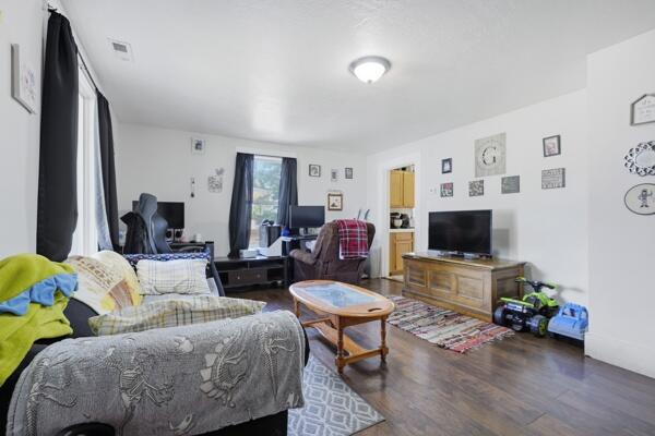 Photo of 306 S 200 East ST, Enterprise, UT 84725 (MLS # 118373)