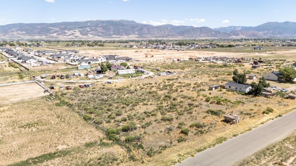 Photo of 5191 N 2700 W, Cedar City, UT 84721 (MLS # 112958)