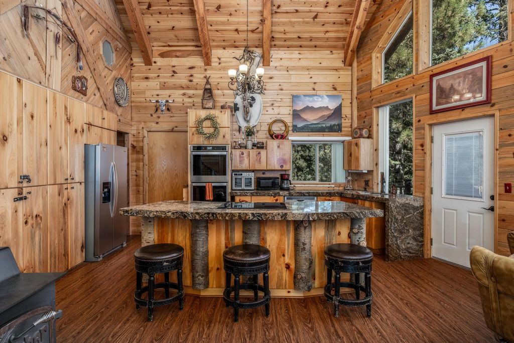 Photo of 1795 E Beech Craft DR, Duck Creek Village, UT 84762 (MLS # 113164)
