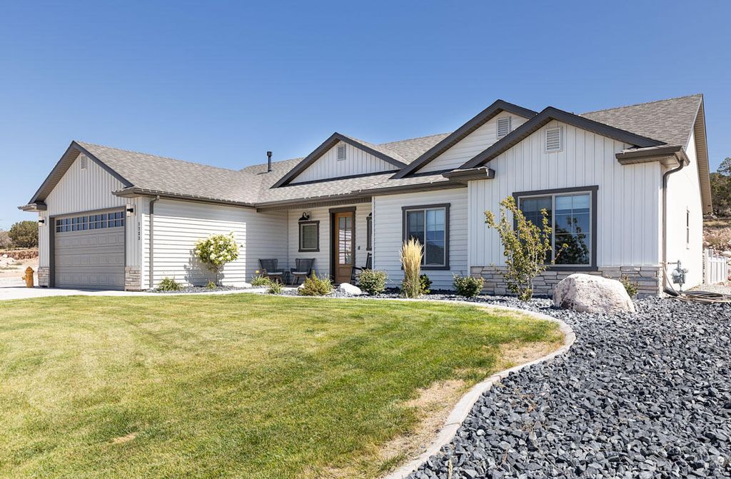 Photo of 1723 S 4150 W, Cedar City, UT 84720 (MLS # 113175)