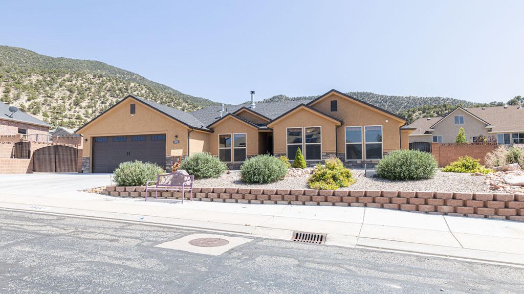 Photo of 1054 E Ashdown Forest RD, Cedar City, UT 84721 (MLS # 112007)