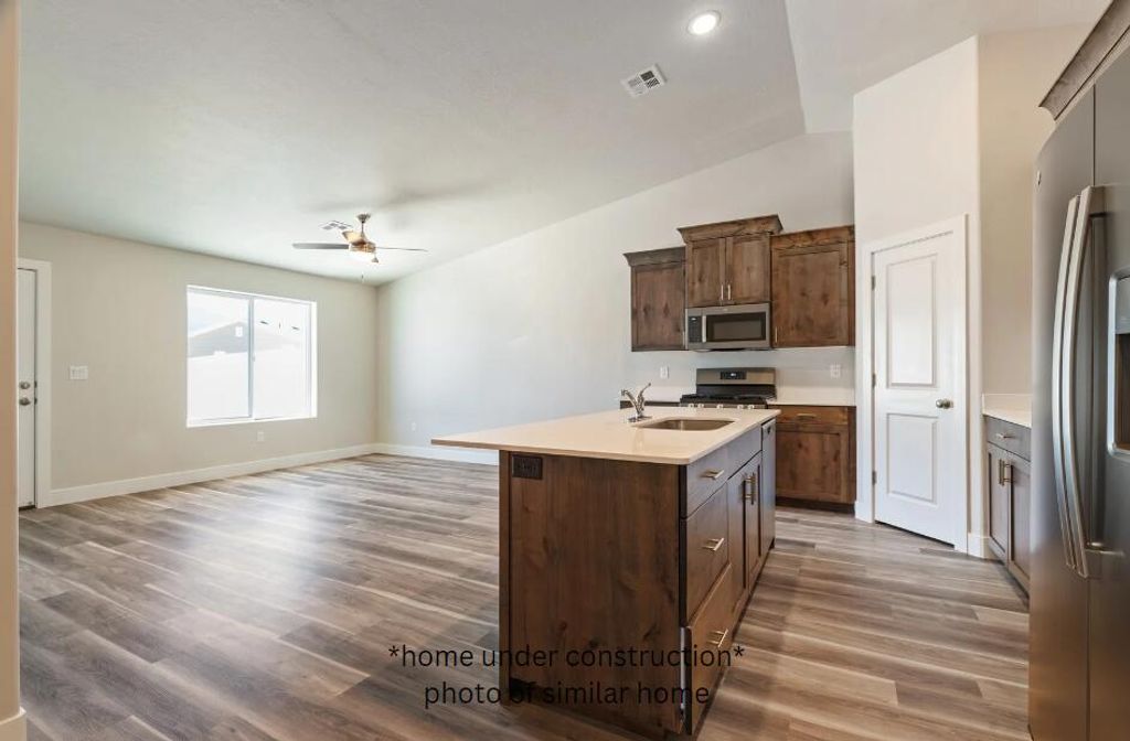 Photo of 659 W 2360 N, Cedar City, UT 84721 (MLS # 115979)