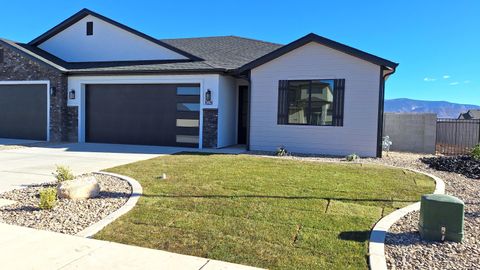 Photo of 1054 N Olesia ST, Cedar City, UT 84721 (MLS # 115909)