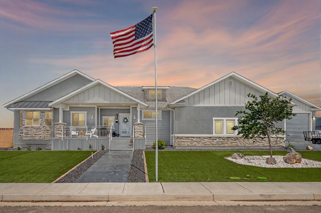 Photo of 4552 N 2525 W, Cedar City, UT 84720 (MLS # 111774)