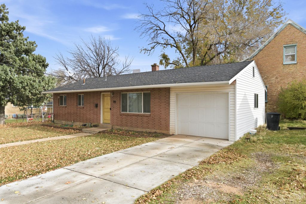 Photo of 95 S 200 E, Cedar City, UT 84720 (MLS # 113213)