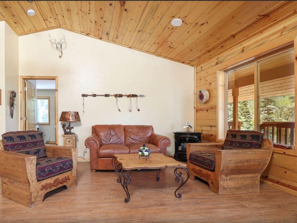 Photo of 75 S Quakie Place, Duck Creek Village, UT 84762 (MLS # 113474)