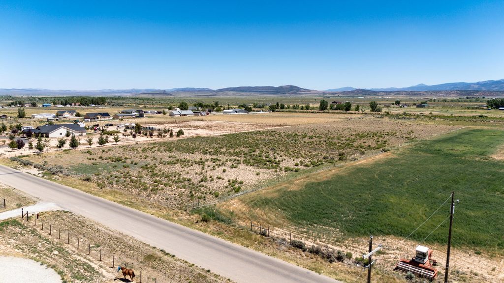 Photo of 5740 N 2300 W, Cedar City, UT 84721 (MLS # 112467)