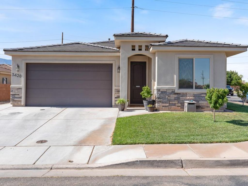 Photo of 3428 W 150 N, Hurricane, UT 84737 (MLS # 116866)