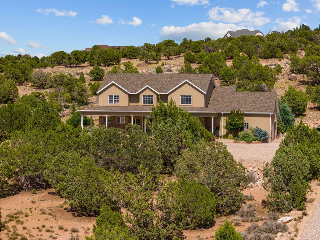 Photo of 1015 S West View DR, Cedar City, UT 84720 (MLS # 116845)