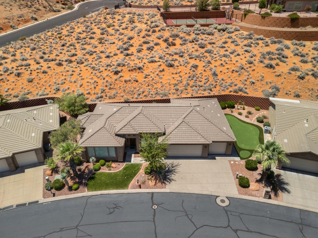 Photo of 627 N Red Butte DR, Washington, UT 84780 (MLS # 117197)