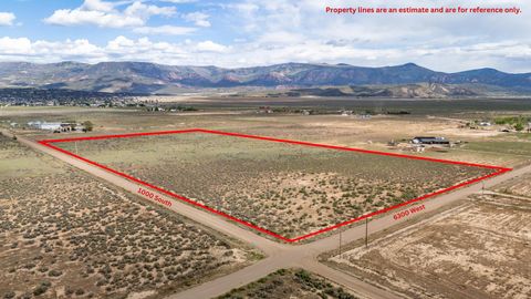 Photo of 6201 W 1000 S #OR 1043 S 6300 W, Cedar City, UT 84720 (MLS # 116487)
