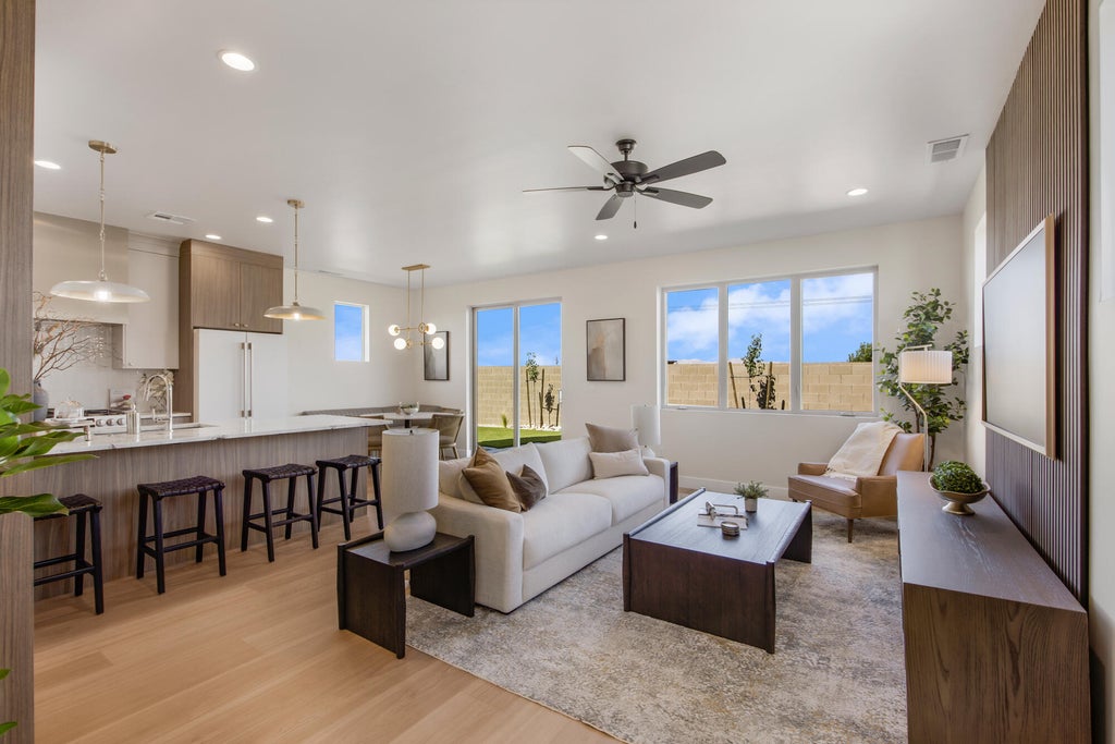 Photo of 959 N Manen ST, Washington, UT 84780 (MLS # 117645)