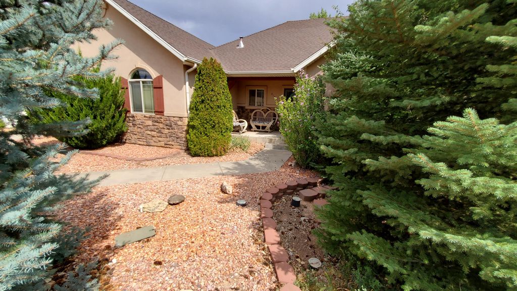 Photo of 4140 W 975 S, Cedar City, UT 84720 (MLS # 112759)
