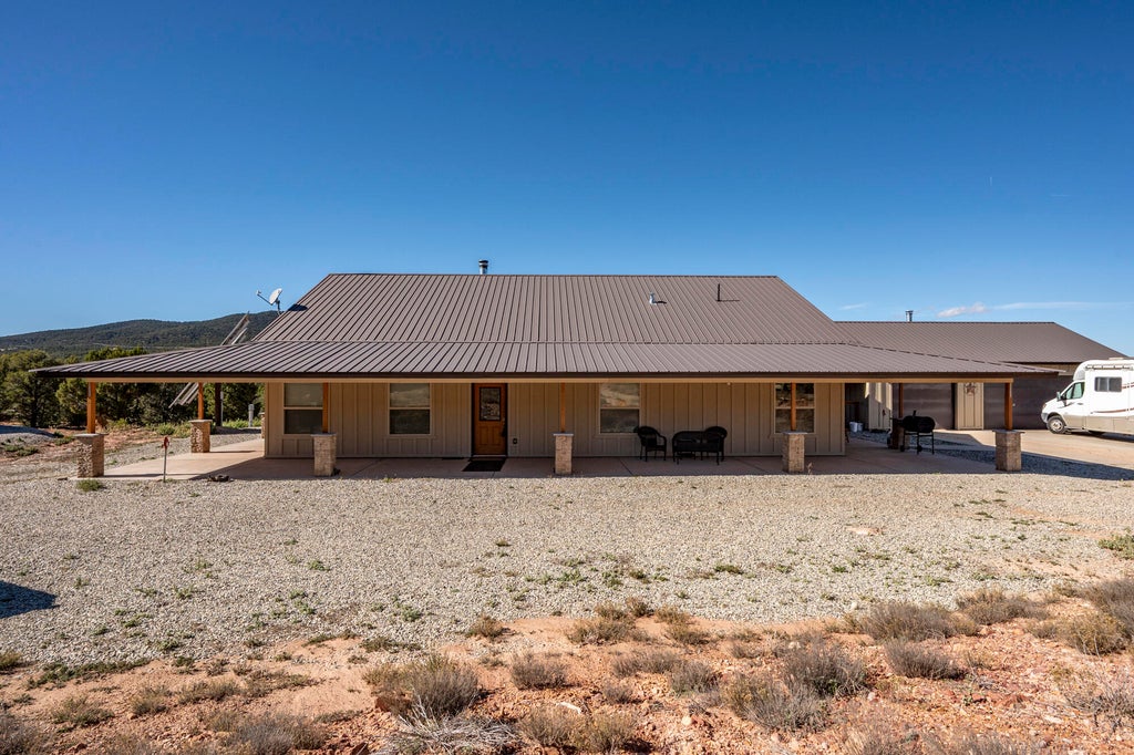 Photo of 2706 S 12675 W, Cedar City, UT 84720 (MLS # 118679)