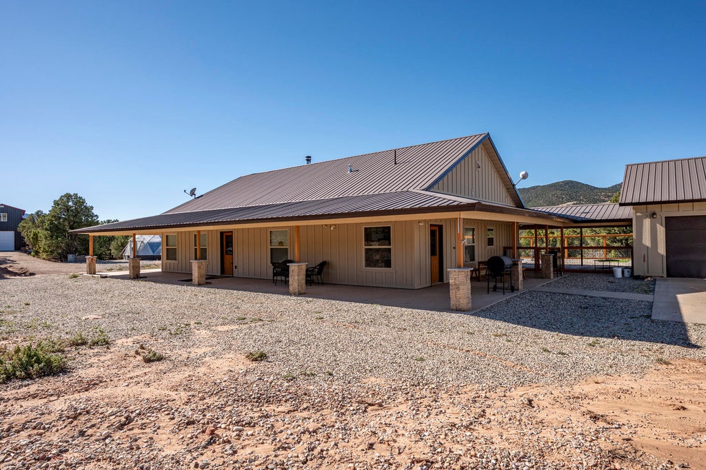 Photo of 2706 S 12675 W, Cedar City, UT 84720 (MLS # 118679)