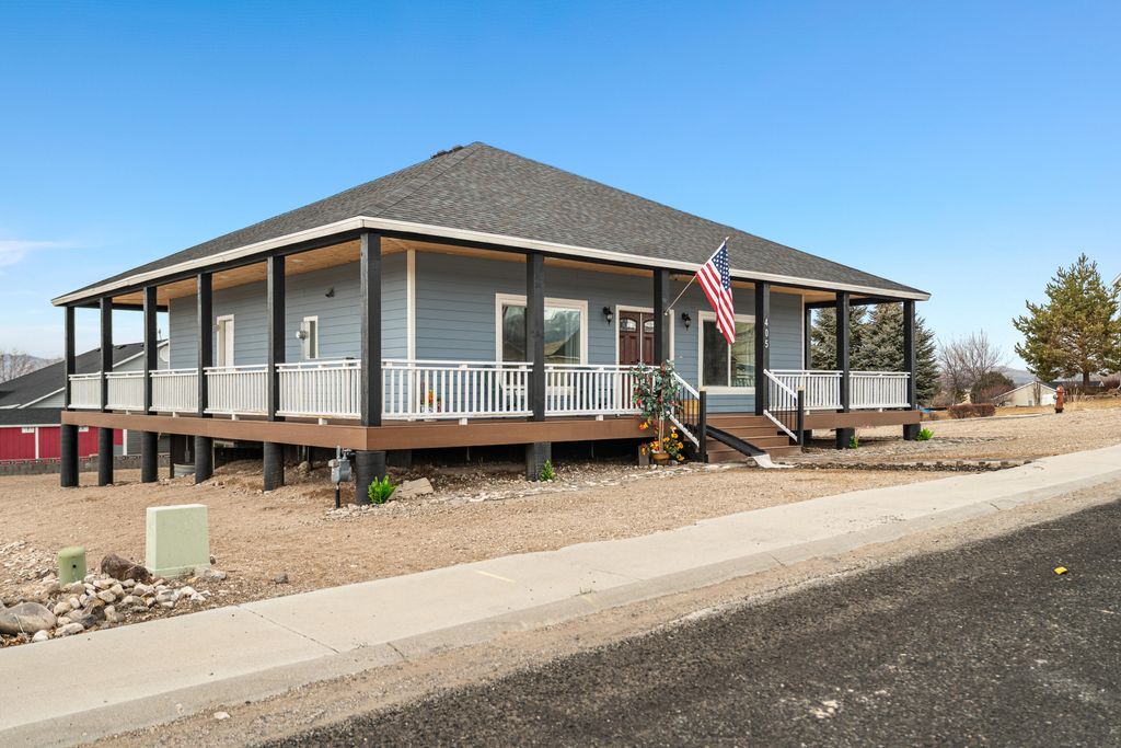 Photo of 405 N 1200 E, Beaver, UT 84713 (MLS # 114914)