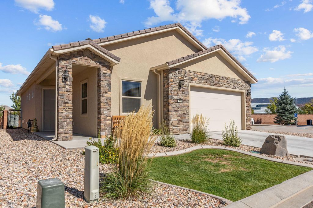 Photo of 2372 W Clubhouse Loop Loop W, Cedar City, UT 84720 (MLS # 113342)