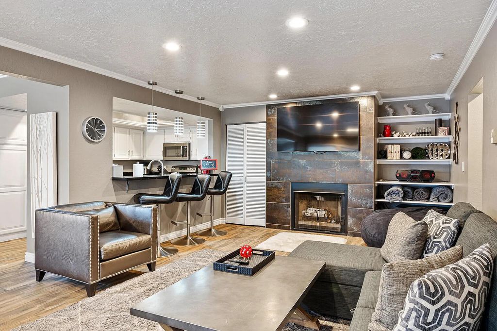 Photo of 150 W Ridge View #204 ST, Brian Head, UT 84719 (MLS # 116132)
