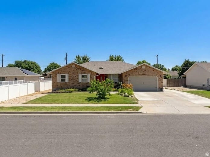 Photo of 9495 S Loch Awe DR, South Jordan, UT 84009 (MLS # 117638)