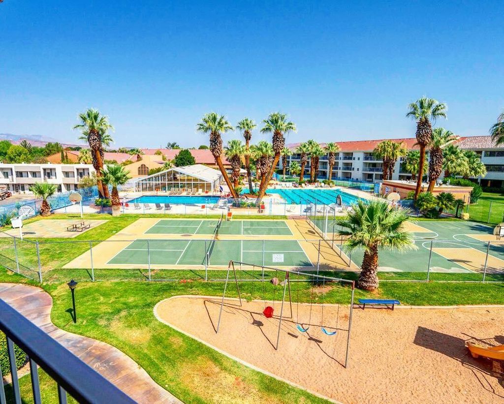 Photo of 1845 W Canyon View DR #1424, Saint George, UT 84770 (MLS # 116266)