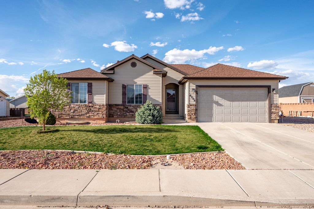 Photo of 4008 W 50 S, Cedar City, UT 84720 (MLS # 115648)