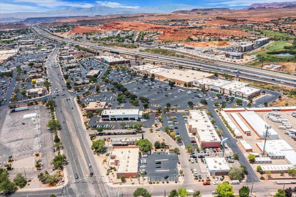 Photo of 568 W Telegraph ST #4, Washington, UT 84780 (MLS # 117297)