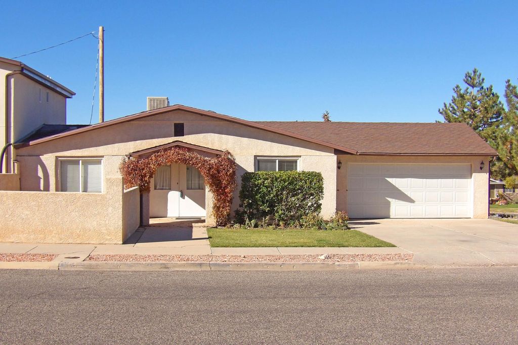 Photo of 680 S 75 E, Cedar City, UT 84720 (MLS # 113735)