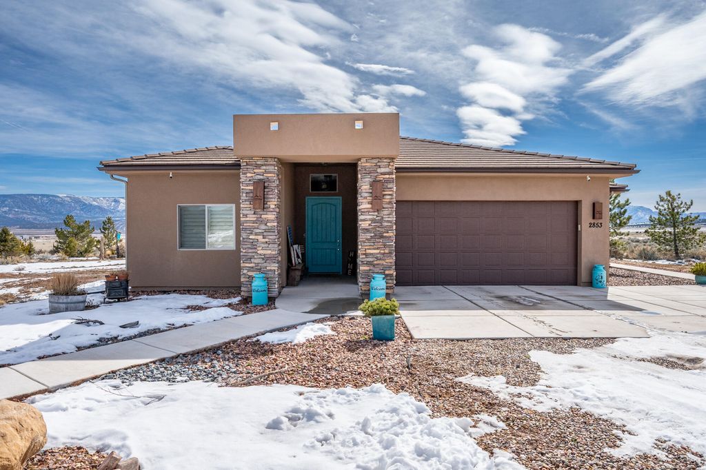 Photo of 2853 S 8800 W, Cedar City, UT 84720 (MLS # 114946)