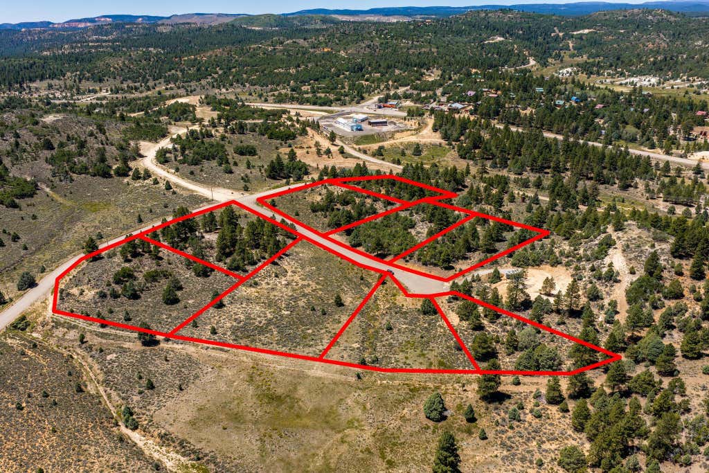 Photo of 2640 N Carter Circle Cir, Alton, UT 84710 (MLS # 117551)