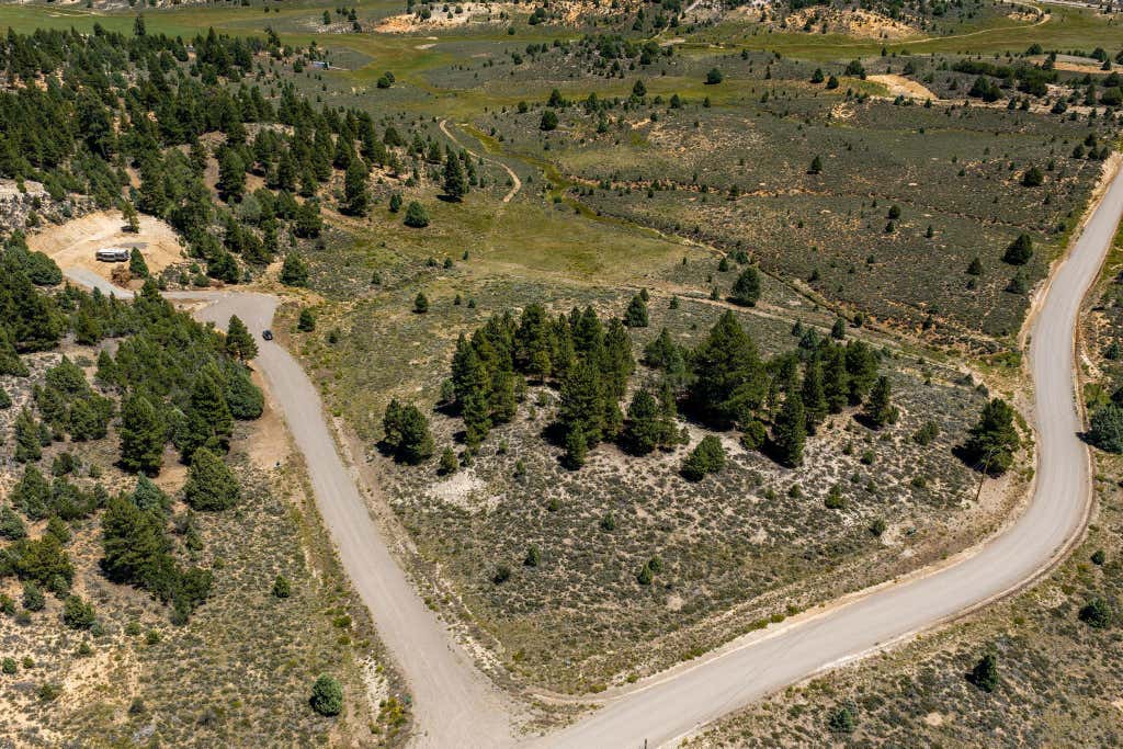 Photo of 2640 N Carter Circle Cir, Alton, UT 84710 (MLS # 117551)