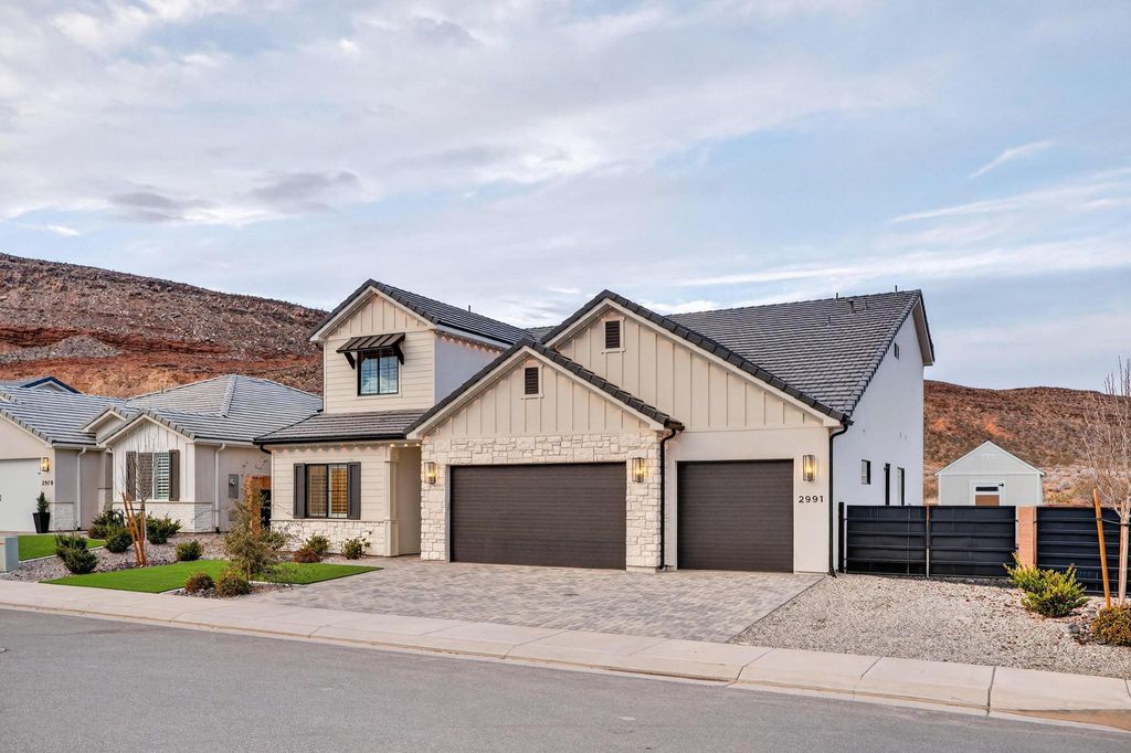 Photo of 2991 E RILL DR, Washington, UT 84780 (MLS # 114553)