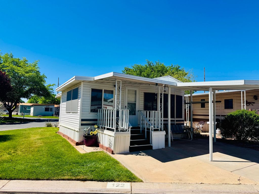 Photo of 1160 E Telegraph ST #122, Washington, UT 84780 (MLS # 115714)