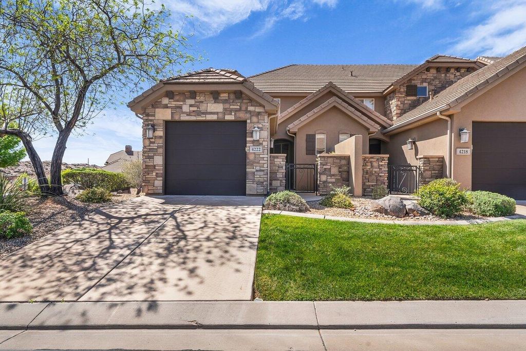 Photo of 4222 E Torrey Pines DR, Washington, UT 84780 (MLS # 115491)