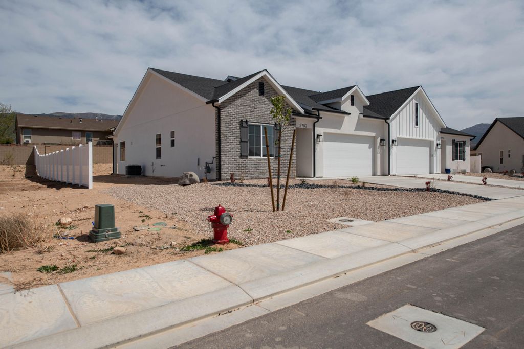 Photo of 2782 N Rosie LP #Lot 29N, Cedar City, UT 84721 (MLS # 117053)