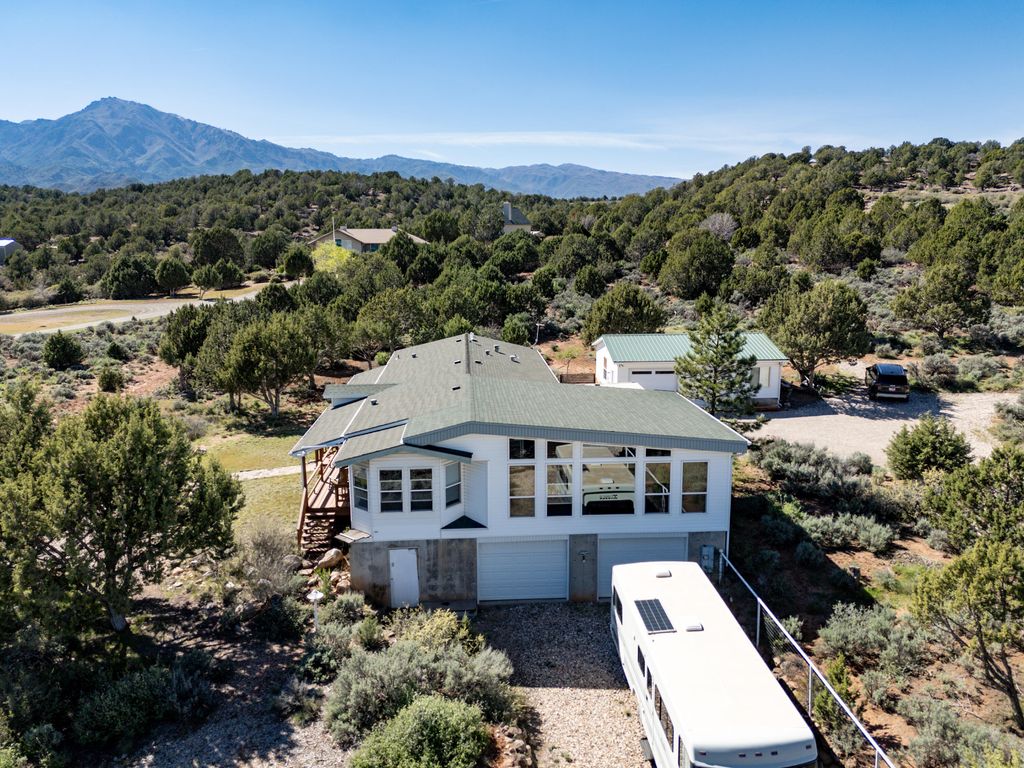 Photo of 1438 S 2300 E, New Harmony, UT 84757 (MLS # 115454)