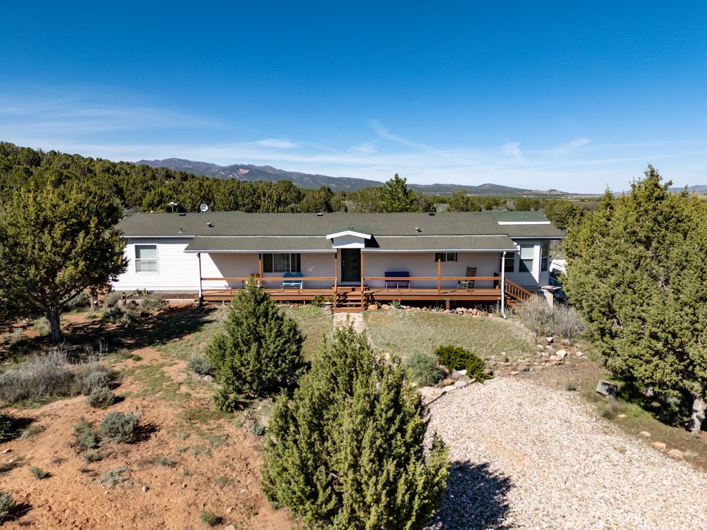 Photo of 1438 S 2300 E, New Harmony, UT 84757 (MLS # 115454)