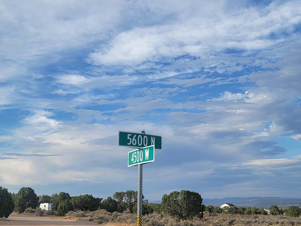Photo of 5572 N 4500 W, Cedar City, UT 84721 (MLS # 117175)