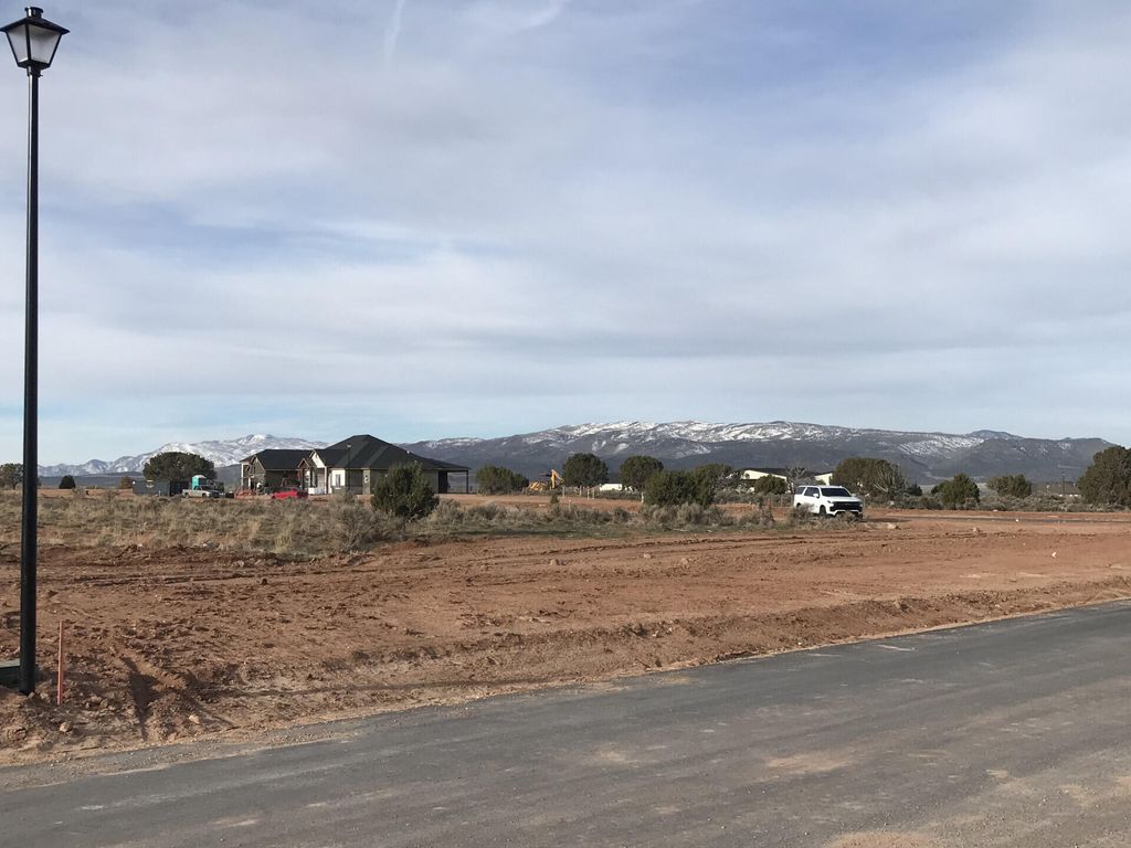 Photo of 1643 S 4250 W, Cedar City, UT 84720 (MLS # 116069)
