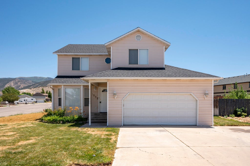 Photo of 1582 N Cedar Blvd, Cedar City, UT 84721 (MLS # 116831)