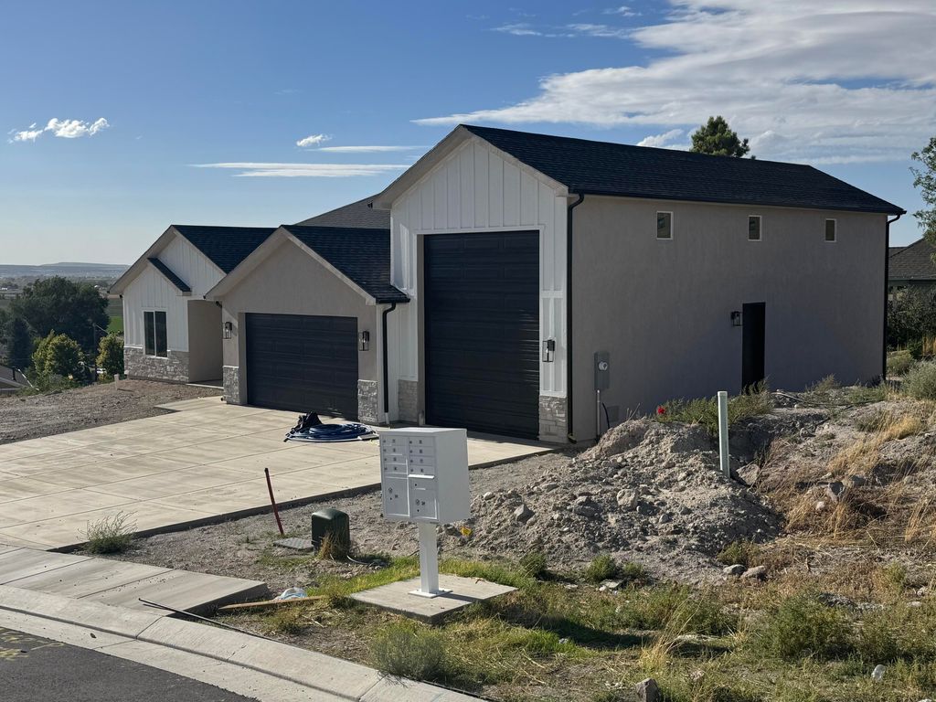 Photo of 1799 E 5250 N, Enoch, UT 84721 (MLS # 111366)