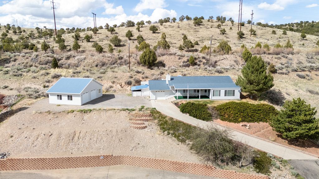 Photo of 1915 E 425 N, Beaver, UT 84713 (MLS # 110910)