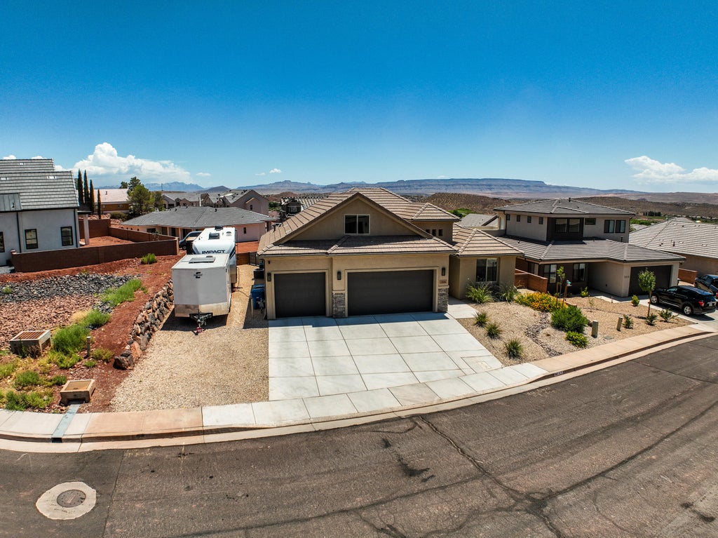 Photo of 1930 N Creek Side CT, Washington, UT 84780 (MLS # 115512)