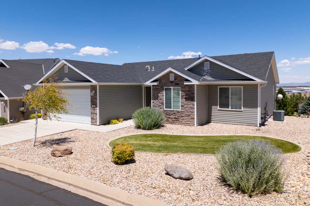 Photo of 286 N Pachea Trail, Cedar City, UT 84720 (MLS # 117093)
